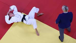 Фото на своєму інстаграмі виклала дарія білодід / фото з інстаграму білодід світлину на своїй сторіс опублікувала дарія білодід, а потім її собі запостили вже решта дівчат. P Lytjxqtmnhjm