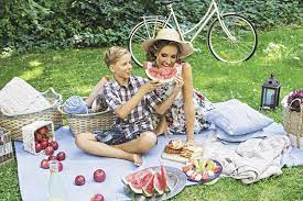 Check spelling or type a new query. Katya Osadchaya Trogatelno Pozdravila Starshego Syna S 18 Letiem Karavan