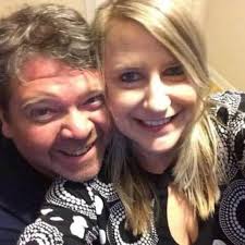 Should wood chips be soaked for smoking?