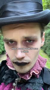 How Id Walk If I Was A Villain Scurry