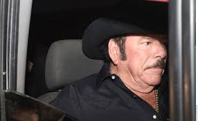 He is 74 years old and is a aquarius. Covid 19 Lalo Mora Sigue Mejorando De Salud
