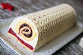 Buche Legere Vanille Framboise Avec Insert Roule A La Framboise Recette I Cook In Guy Demarle Recette Dessert Noel Framboise Alimentation