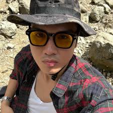 Photos by andrei (@alexzsrxi_) · August 31, 2025