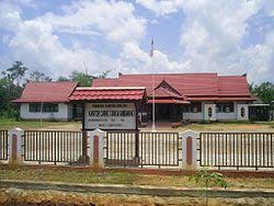 Biasanya, bipang ambawang diolah dengan bumbu rempah bipang ambawang dikenal memiliki rasa yang enak dengan sajian spesial saus kit iu jeruk asam manis dan sambal antuha, serta sambal terasi yang. Sungai Ambawang Kubu Raya Wikipedia Bahasa Indonesia Ensiklopedia Bebas