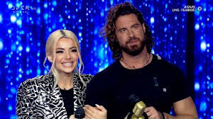 J2us Telikos Megaloi Nikhtes Anadeix8hkan O Nasos Papargyropoylos Me Thn Josephine Concert Talk Show Music