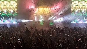 In 2017 i caught the dear seattle boys opening for kingswood in brisbane. Patience Rewarded Tame Impala S Perfect Splendour Headline Set Music News Triple J