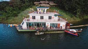 Pakej house boat royal belum 3 hari 2 malam. Houseboat Home