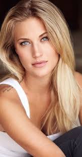 Gregory Munch's Instagram, Twitter & Facebook