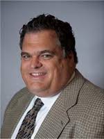 Peter Couch's Instagram, Twitter & Facebook