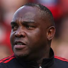 Erik ten Hag explains surprise decision to add Benni McCarthy to Man Utd  coaching staff