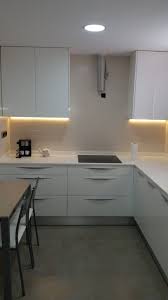 Nuestra especialización en el diseño y reformas de cocinas en alicante nos ha permitido ofrecer un completo catálogo de servicios en torno a este tipo de espacios: Excelentes Cocinas En Angulo En Madrid En 2020 Fabrica De Cocinas Muebles De Cocina Diseno De Cocina