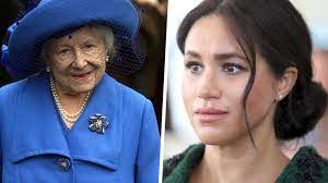 Its designers know what flatters the growing figure and use this. Herzogin Meghan Maulkorb Wegen Queen Mum