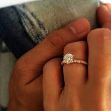 Now That S Trendy Marriage Ring Finger Hand Wedding Rings Engagement Rings Wedding Rings Engagement