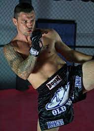 John wayne parr talks to robert whittaker about crazy bar fight and knocking out his friends. Interview With John Wayne Parr Muay Thai Fighter And Promoter Breaking Muscle
