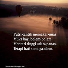 Ada untuk penyemangat kerja dan juga untuk menambah keromantisan kepada pasangan. Pantun Selamat Siang Untuk Kawan Agar Tetap Semangat Klak Klik Bermutu
