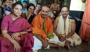 He is survived by his wife, a son and a daughter — both balasubrahmanyam sang thousands of songs in south indian languages and in hindi for five. Savitri Balasubrahmanyam Wiki Age Husband Children Biography Facts
