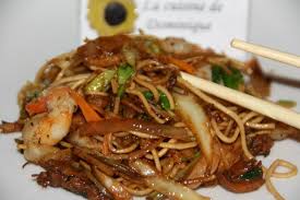 Bami Goreng Nouilles Indonesiennes La Cuisine De Dominique Italie Recette Asiatique Recette Thailandaise Cuisine Asiatique