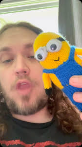 Does she need the arms? #pumpkin #minionlove