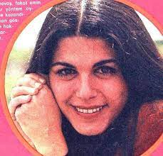 Türk sinema oyuncusu semra özdamar oyuncu ve aynı zamanda oyun yazarıdır. Semra Ozdamar Biyografya