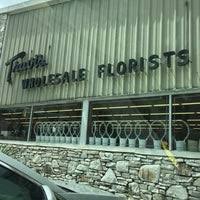 Travis wholesale florists ei tegutse valdkondades muu ostlemine, ostlemine, lilleseadjad. Travis Wholesale Florists Flower Shop In Tobin Hill