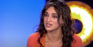 Guillaume gouix, jenna thiam et julia piaton complètent. Camelia Jordana Denonce Les Violences Policieres Dans Onpc Christophe Castaner Condamne Un Propos Mensonger Marie Claire