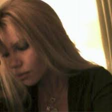 Renae Allen (@electroblonde11)