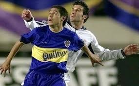 Enrique riquelme ha asegurado en una entrevista a 'el confidencial' que le gustaría competir en unas elecciones pero. 20 Years From Boca Real Madrid The Anecdote Of Riquelme And Luis Figo Archytele