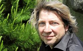 Théâtre. Sydney Bernard imagine le réel