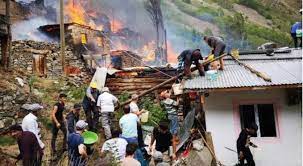 Artvin, kuruluşu pek eski dönemlere inmeyen bir ortaçağ şehridir. Xdzzelkehiqqlm