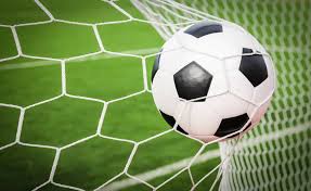 (this game is known as soccer in the us) (and that is really how to spell it) did you see the f ùtbol game? Iniciativa Premeia Clubes Alentejanos Amadores De Futebol Com Equipamento E Bolsas Radio Campanario