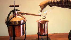 Se hai bisogno di delucidazioni sono. Alambicco Esempio Di Distillazione Domestica Copper Alembic Still Youtube