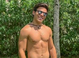 Thomaz Costa Surpreende Chora E Emociona Fas Com Imagem