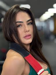 Ghi Eburneo (@ghi_eburneo)