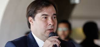 Deputado destacou que acatar pedidos de afastamento é prerrogativa do presidente da câmara. Tbc2bdjrobmctm