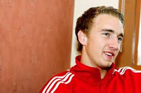 men på byggprogrammet får nästan alla jobb