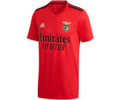 Jun 09, 2021 · mit benfica gewann er 2019 die portugiesische meisterschaft. Adidas Benfica Lissabon Trikot 2021 Ab 60 00 August 2021 Preise Preisvergleich Bei Idealo De