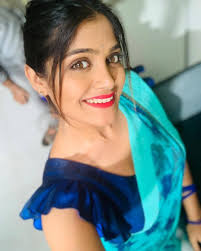 Beautiful Isha Keskar Ishakeskar Marathiactress Instagram Pooja Sawant Sonalee Kulkarni Isha keskar is an actress, known for girlfriend (2019). beautiful isha keskar ishakeskar