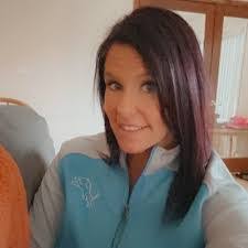 Jennifer Grosjean's Instagram, Twitter & Facebook