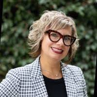 Lori Keim's Instagram, Twitter & Facebook