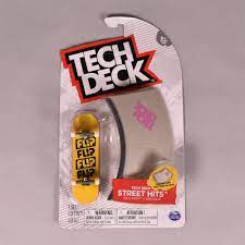 Tech deck fingerboard starter kit and board. Tech Deck Flip Street Hits Curved Curb Fingerboard Accessories From Native Skate Store Uk