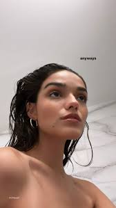 Rachel Zegler in the Shower - Fappenist