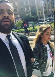 القصة الثالثة بعنوان (اهدى يا مدام) بطولة ريم مصطفى وعمر السعيد وإخراج رامى رزق الله. Ø±ÙŠÙ… Ù…ØµØ·ÙÙ‰ ÙÙ‰ Ø´ÙˆØ§Ø±Ø¹ Ù…ØµØ± Ø§Ù„Ø¬Ø¯ÙŠØ¯Ø© Ø¨Ø³Ø¨Ø¨ Ù†ØµÙŠØ¨Ù‰ ÙˆÙ‚Ø³Ù…ØªÙƒ Ø¹ÙŠÙ†