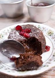 A Deliciously Rich Low Carb Chocolate Lava Cake With A Gooey Molten Centre Only 5 Ingredients And Sugar Fr Lava Cakes Chocolate Lava Cake Keto Dessert Recipes