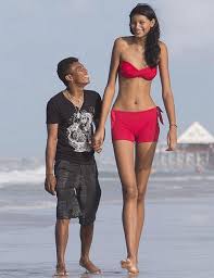 She was born to a nigerian father and an australian. Tall Women And Their Unique Challenges