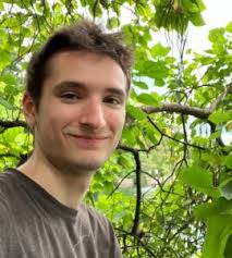 Meet the Writing Studio Consultants