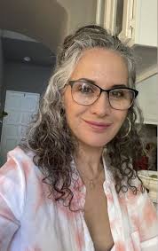 Hello❣️ I am looking for a man who is ready to marry me, contact me  seriously💞💞👇 ☎️☎️ https://cutt.ly/Te06x3oo