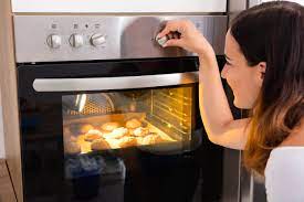 Oven listrik kirin yang satu ini merupakan oven kirin low watt atau watt yang. 16 Rekomendasi Oven Listrik Terbaik Di Indonesia 2021