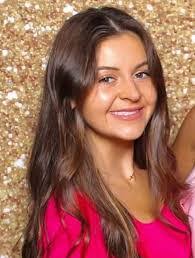 Wendi Collins's Instagram, Twitter & Facebook