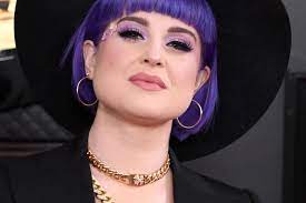Kelly michelle lee osbourne (born 27 october 1984) is an english television personality, actress, singer, model, and fashion designer. Kelly Osbourne Kaum Noch Zu Erkennen Gala De