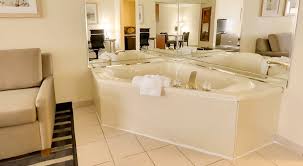 Hoteles con jacuzzi en la habitación en atlanta georgia